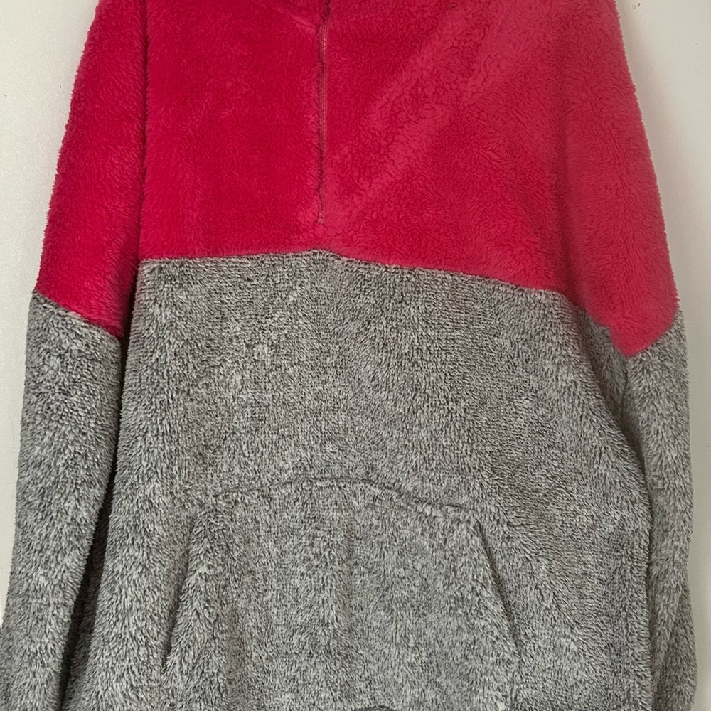 Zenana Outfitters Vibrant Pink Fleece Pullover
